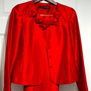 LADIES  TWO-PIECE ELEGANT SKIRT SET